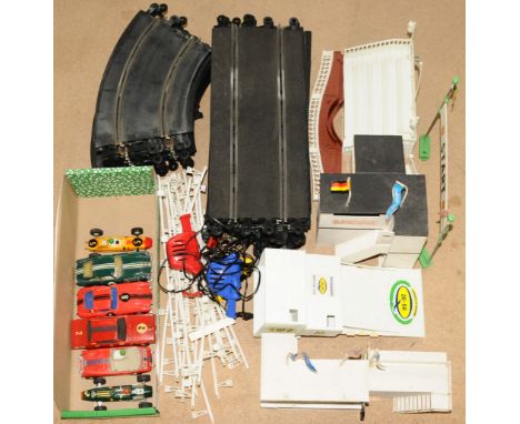 Scalextric, a mixed unboxed group of Track Accessories/Buildings and also Slot Cars. Not checked for correctness. Conditions 
