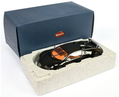 Autoart 1/18th scale 70936 Bugatti Veyron 16.4 Super Sport - , black, orange - Near Mint in Excellent Plus blue card box with