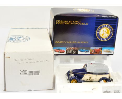 Franklin Mint 1/24th scale B11F680 1933 Ford Deluxe Tudor Police Car With Trailer - with paperwork, Near Mint within Good Plu