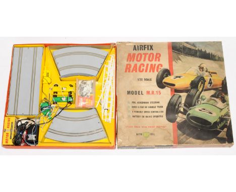 Airfix MR15 1/32nd scale Slot Car Motor Racing Set comprising a boxed Ferrari; 2 x loose models, track, controllers &amp; bar
