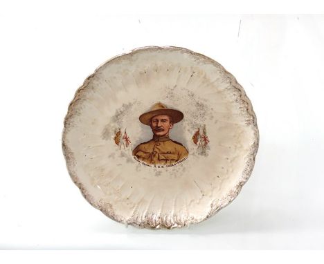 An early 20th Century Baden-Powell plate, the central portrait with shaped gilt border, possibly WWI era