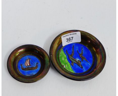 A silver and enamel pin dish, together with another smaller, stamped Sterling 925, largest 10cm diameter, (2) 