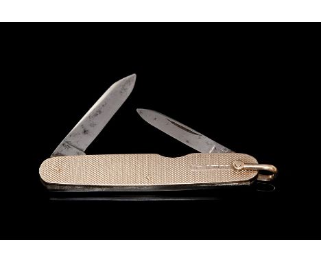 A George VI 9ct gold engine turned cased pocket knife, E Baker &amp; Sons, Birmingham, 1933CONDITION:marks good, overall cond