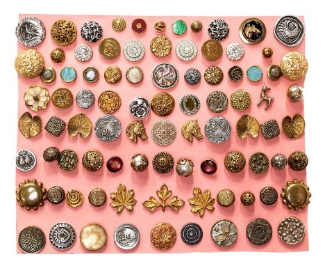 A fine collection oflate 19th Century and  20th Century(1870-1960s)  metal buttons includinggilt, silver, brass, copper, diam