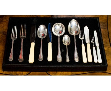 A George VI twelve piece Windsor pattern canteen of silver cutlery including soup spoons, dessert spoons, dessert spoons, tea