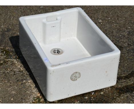 An Astracast ceramic traditional Belfast sink, 58 cm x 45 cm x 25 cm&nbsp;