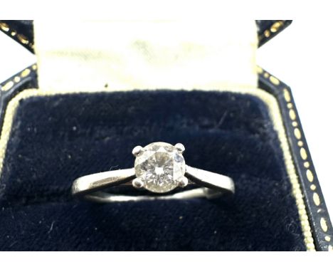 platinum diamond ring diamond measures approx 4.25mm diameter weight of ring 2.9g shank is split as shown 