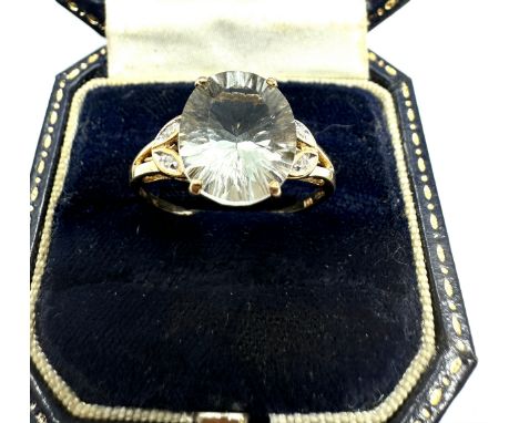 9ct gold diamond &amp; gemstone ring weight 2.6g 
