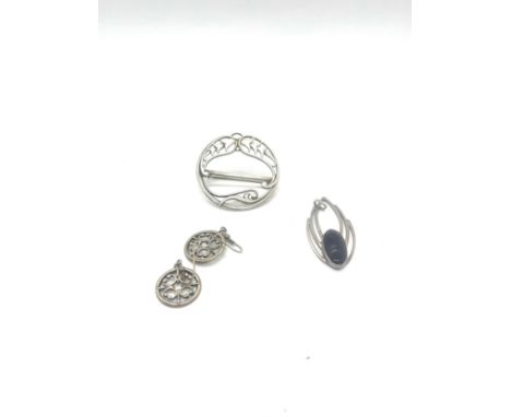 A collection of silver jewellery by Ola Gorie including Agate (25g) 