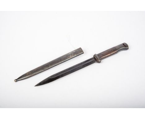 Bajonett, K 98  Länge 42 cm.