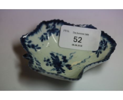 Worcester blue & white painted "Pickle Leaf Vine" pickle dish, circa 1765-1770, good condition