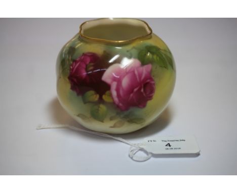 Royal Worcester "Rose" painted vase, circa 1923, shape No. G161, good condition