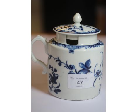 Worcester blue & white lidded "Mansfield" pattern mustard pot, circa 1770, good condition