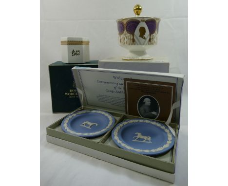 A Coalport limited edition bonbonnière, made to commemorate the silver wedding of Queen Elizabeth II and the Duke of Edinburg