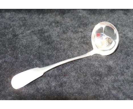 A Scottish silver fiddle pattern toddy ladle, Glasgow 1860, 0.84ozt, 26g, 15.3cm long   CONDITION REPORT:  If you require fur