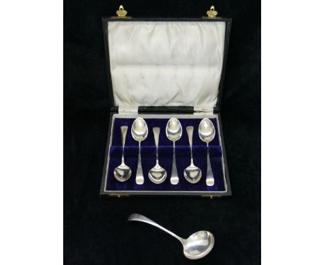 A George V set of six old English pattern silver teaspoons, Birmingham 1911, cased, and an old English pattern small silver c