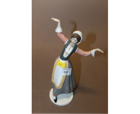 A GOEBEL LADY FIGURE