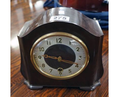 Bakelite mantle clock
