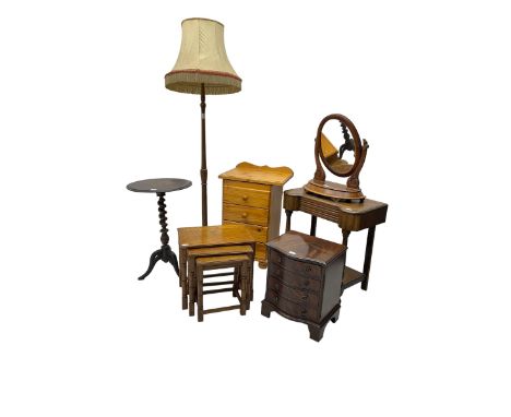 Small mahogany serpentine chest (W42cm, H52cm, D34cm), 19th century walnut tripod table, circular inlaid top on spiral turned