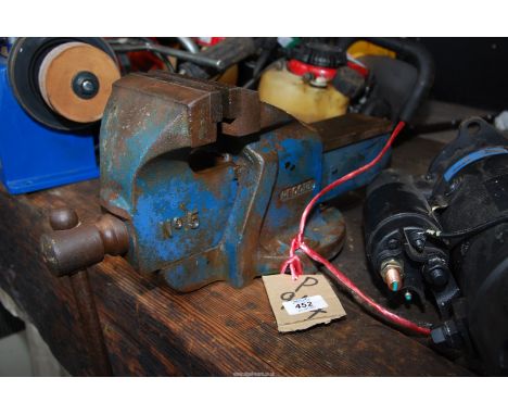 A Record No. 5 Bench Vice, 6''.