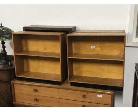 4 SMALL SHELF UNITS