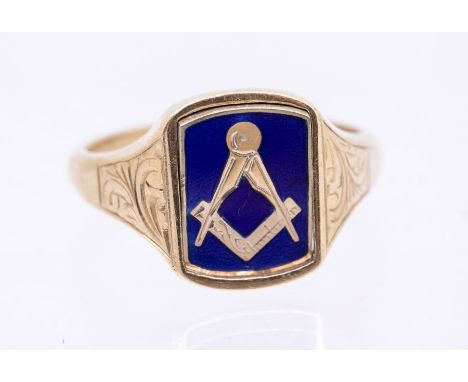 A 9ct gold and enamel Masonic swivel ring, featuring blue enamel and gold compass and square motif, the reverse with initiall