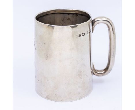 A silver tankard, with presentation inscription June 14th 1901, height approx 90cm, approx 146.6 grams&nbsp;