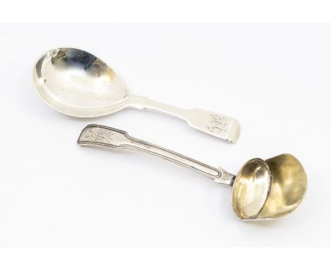 A George III era silver sugar shovel with fiddle and thread pattern and gilt bowl, hallmarked Birmingham, circa 1800, Joseph 