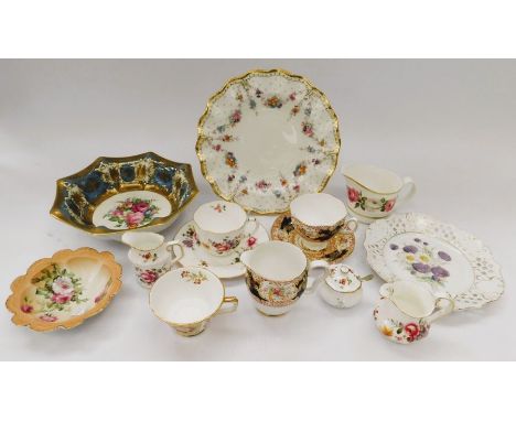 A collection of ceramics to include: Royal Crown Derby 'Red Derby Panel', Royal Worcester 'Royal Garden', Royal Crown Derby '