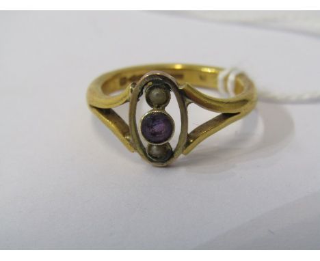 22CT YELLOW GOLD AMETHYST &amp; SEED PEARL RING, approximately 5grms in weight, size L/M 