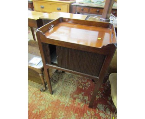 EARLY 19TH CENTURY MAHOGANY COMMODE, rectangular tray top with tambour fronted drawer and chamfered legs, 20" width 