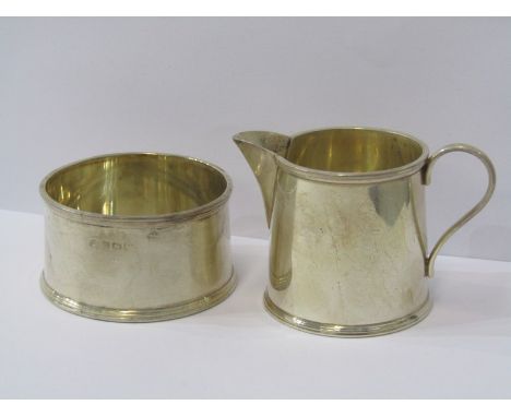 SILVER CREAM JUG &amp; SUGAR BOWL of circular plain form, Birmingham HM, 1925, 164 grams 