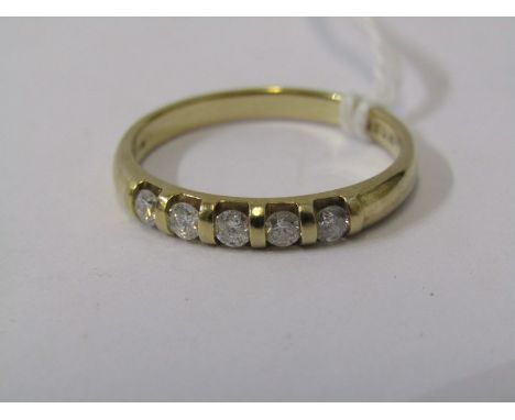 9ct YELLOW GOLD 5 STONE ETERNITY STONE RING, well matched brilliant cut tortion set diamonds in 9ct yellow gold setting, size