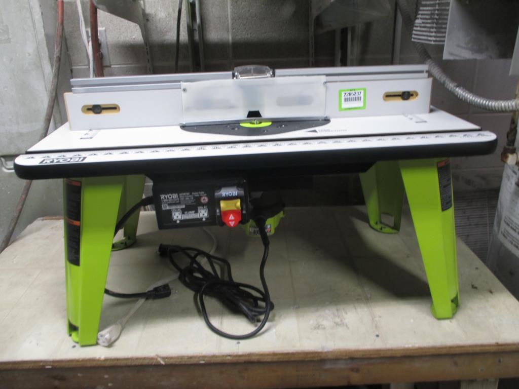 Ryobi R163G Fixed Base Router, A25RT03 Universal Router Table, Rigid ...