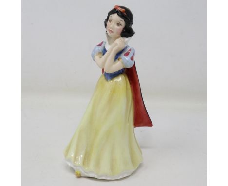 Royal Doulton figurine, Snow White, model SW9, no cracks or chips, H: 14 cm. UK P&amp;P Group 1 (£16+VAT for the first lot an