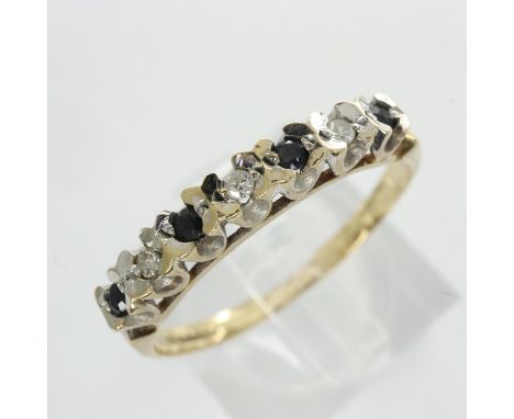 9ct gold ring set with sapphires and diamonds, size N/O, 1.3g. UK P&amp;P Group 0 (£6+VAT for the first lot and £1+VAT for su