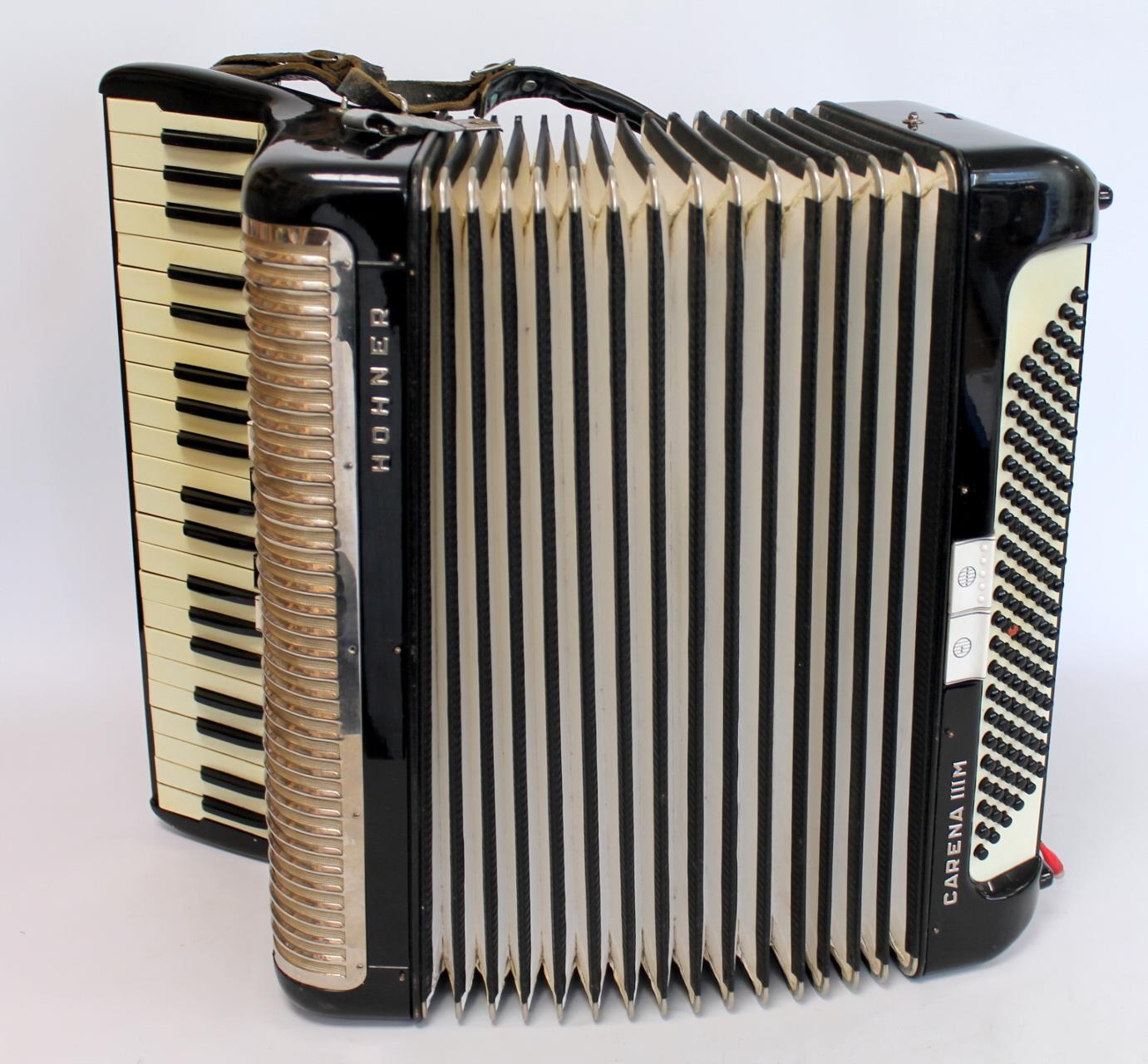 Hohner Carena IIIM piano accordion with black body, serial no. 074953 ...