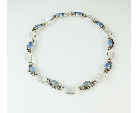 A Sybil Dunlop moonstone and chalcedony silver necklace, designed as alternating moonstone and chalcedony oval cabochons coll