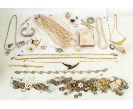 COSTUME JEWELLERY, including; Wedgwood black jasper ware PENDANT ON CHAIN, a marcasite set foliate link NECKLACE AND NEAR MAT