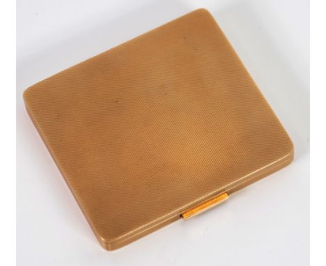 9ct GOLD POCKET CIGARETTE CASE, oblong with rounded corners, straight sides, flush hinge to the spring opening lid, operated 