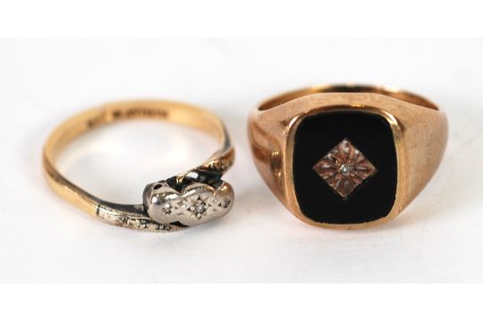 9ct Gold Signet Ring The Rectangular Black Onyx Top Set With A Tiny Diamond 4 6gm And An 18ct G