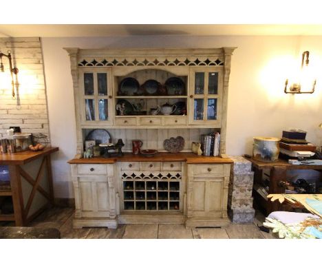 A white painted kitchen dresser measuring approximately 230 cm x 195 cm x 49 cm.

Item is located in the WN5 postcode area, t