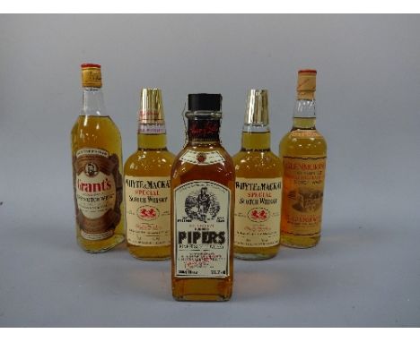 BLENDED WHISKY, Glenmorangie, 10 year old, 75cl, 40%, Hundred Pipers, 26 2/3 flozs, 70%, Grants, 75cl, 40% and two Whyte & Ma