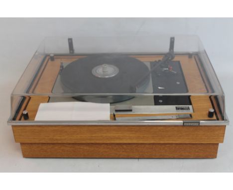 A THORENS TD 125 MK1 SME TURNTABLE RECORD PLAYER