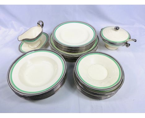 Spode Royal Jasmine part dinner service, comprising six dinner plates, seven side plates, seven bowls. Approximately 30 piece