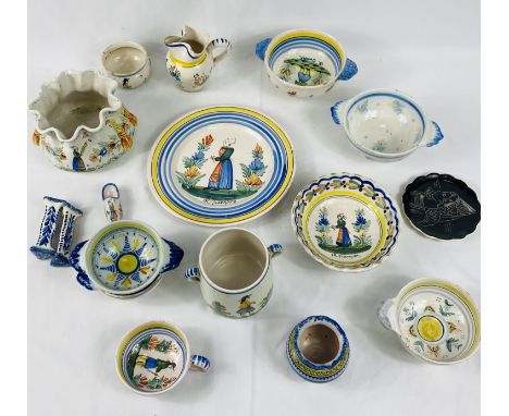 Quantity of Quimper pottery. Estimate £20-40