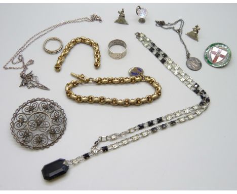 Two silver rings, a silver brooch, two silver pendants on chains, 29g total, together with other vintage jewellery, filigree 