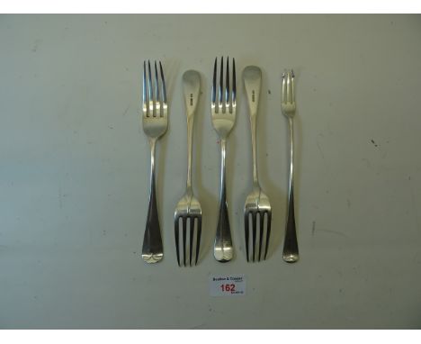 Three silver rat tail pattern Table Forks, Sheffield 1917, maker: Allen & Darwin and a Mappin & Webb silver Table Fork, Londo