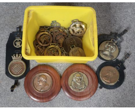 A box of horse brasses, including large portrait examples, Sheffield example etc.  