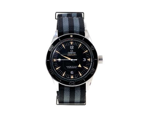 Fine Gentlemen's modern Omega Seamaster Master Co-Axial Chronometer wristwatch model Ref.23330412101001 with stainless steel 